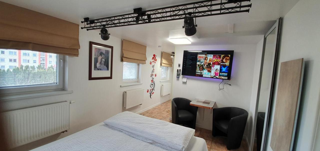 Aparthotel 3 ,, Cosy House Studio" & Parking Κάουνας Εξωτερικό φωτογραφία