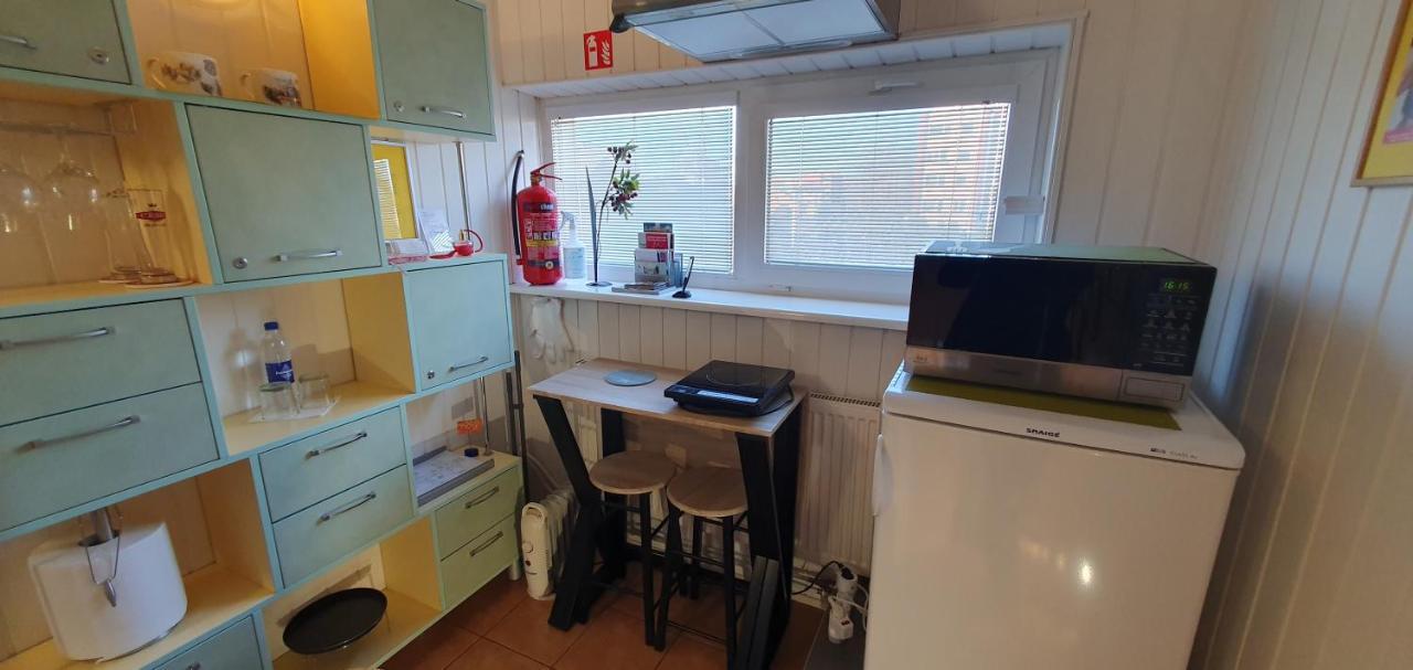 Aparthotel 3 ,, Cosy House Studio" & Parking Κάουνας Εξωτερικό φωτογραφία