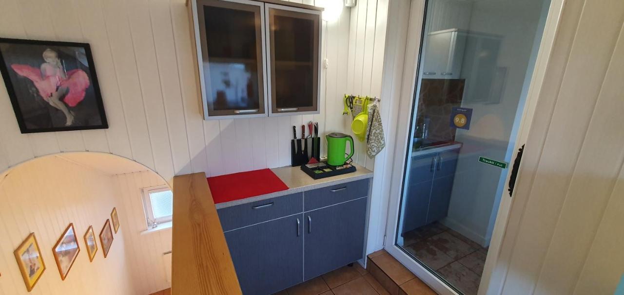 Aparthotel 3 ,, Cosy House Studio" & Parking Κάουνας Εξωτερικό φωτογραφία